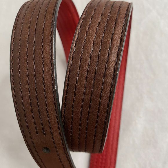 Dockers Belt Small Brown Full Grain Leather And Faux Multi Linear Stitch Detail - Picture 8 of 11